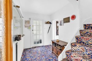 Photo 1- click for photo gallery